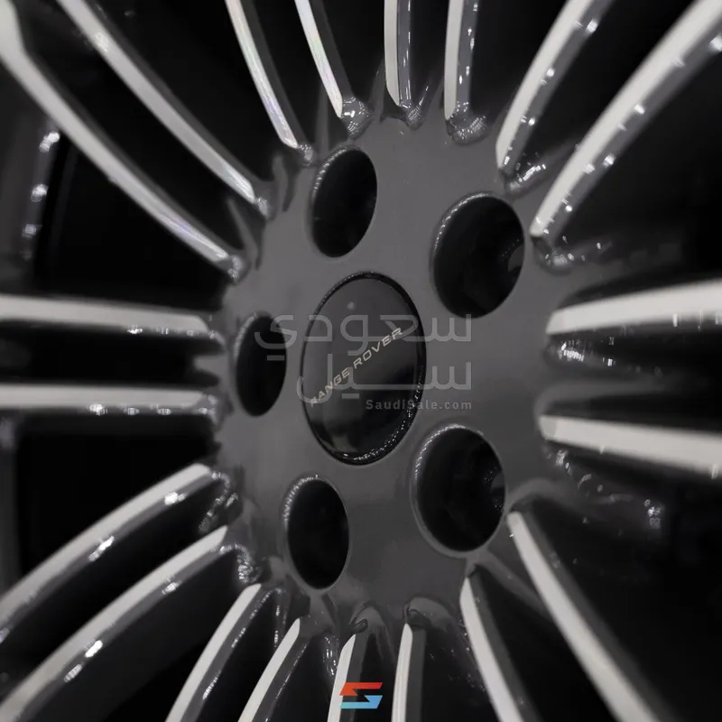 2026 لاند روفر رينج روفر اوتوبيوغرافي