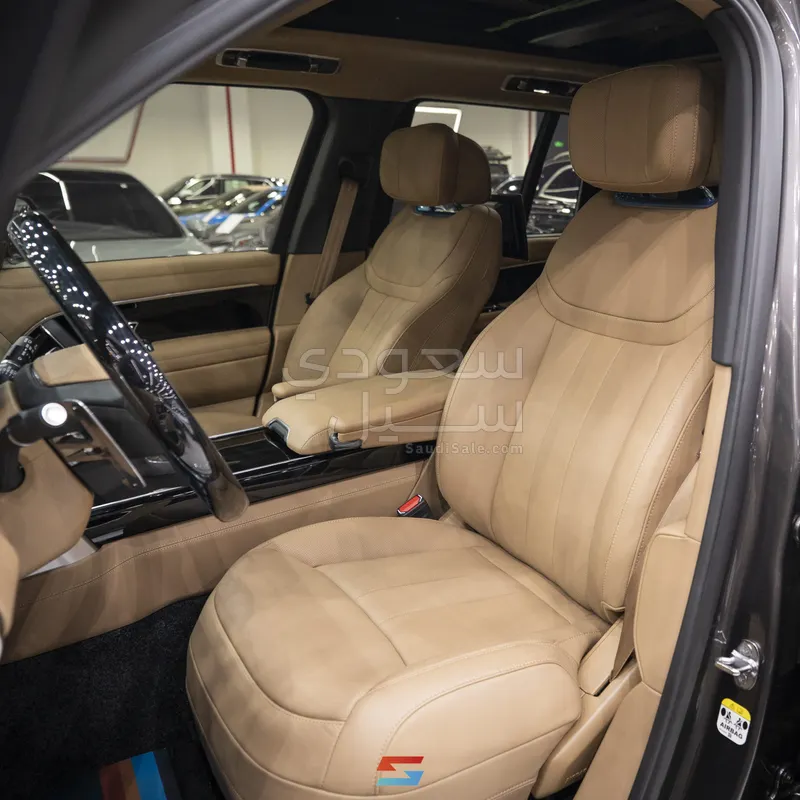 2026 لاند روفر رينج روفر اوتوبيوغرافي