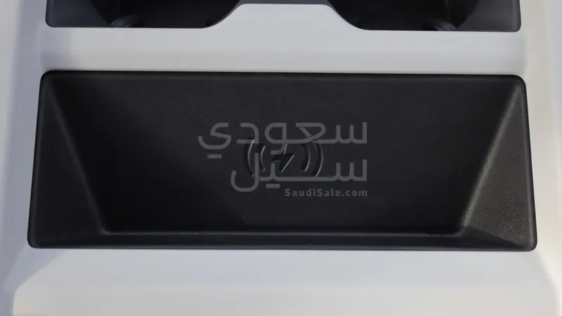 2025 لاند روفر ديفيندر 130 اكس