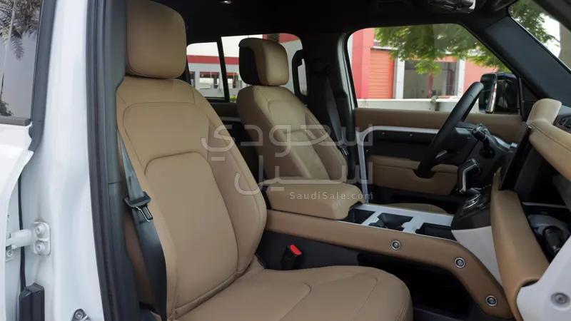 2025 لاند روفر ديفيندر 130 اكس
