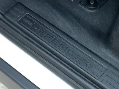 2025 لاند روفر ديفيندر 130 اكس