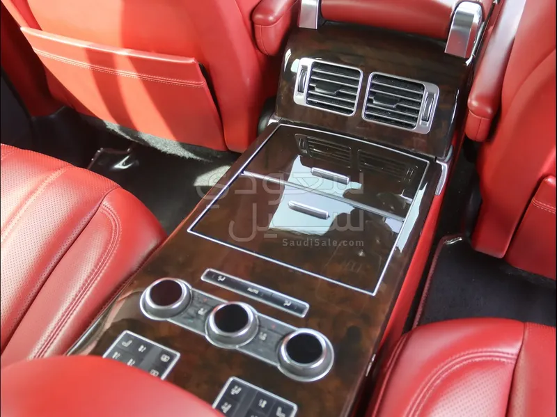 2014 لاند روفر رينج روفر اوتوبيوغرافي