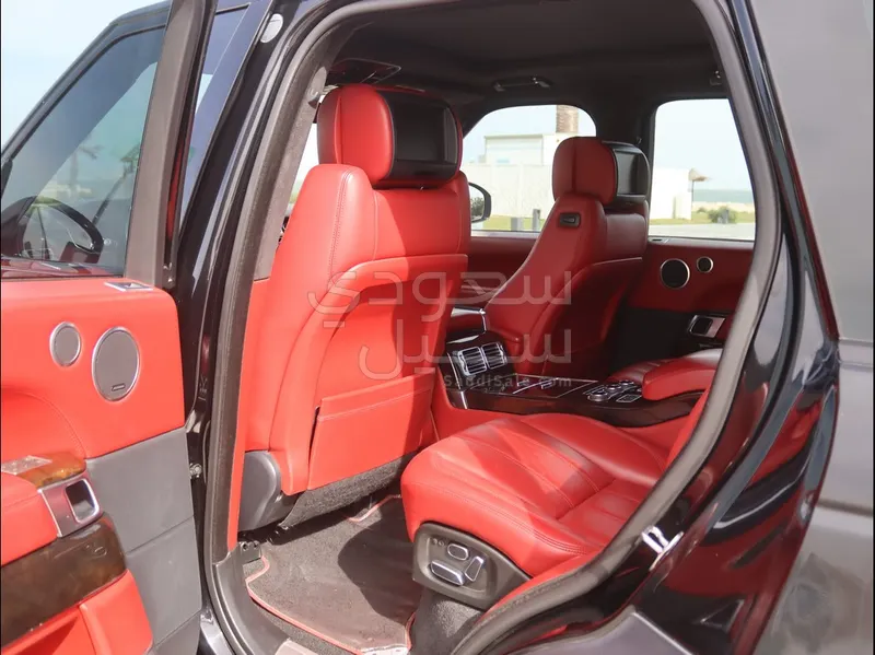 2014 لاند روفر رينج روفر اوتوبيوغرافي