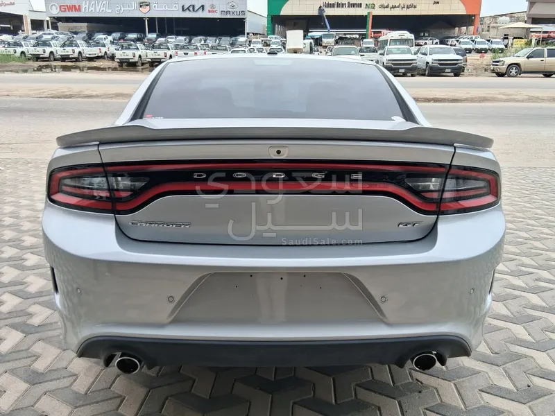 2021 دودج تشارجر ار تي