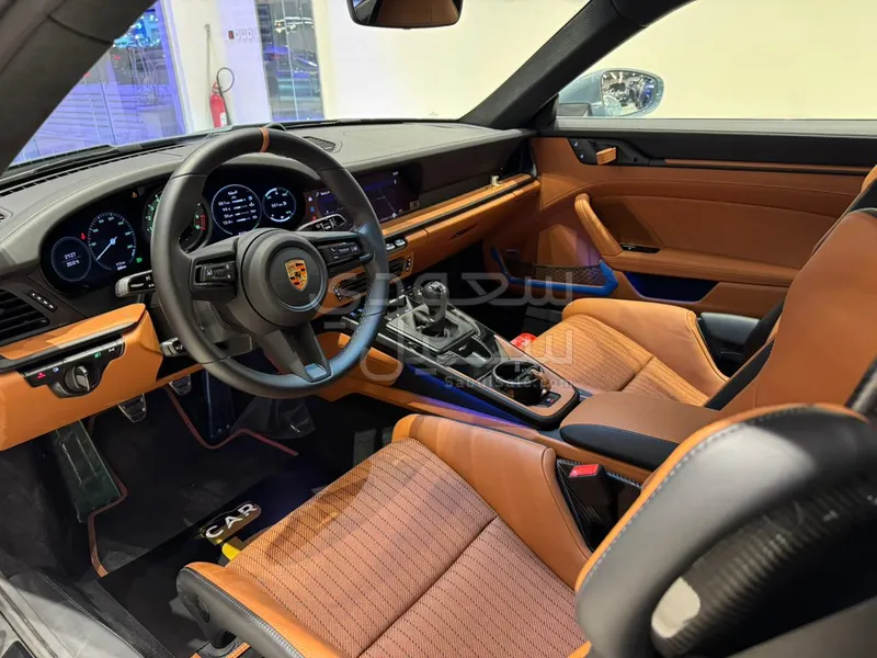 2024 بورش 911 اس تي