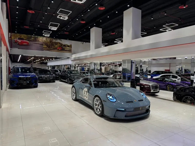 2024 بورش 911 اس تي