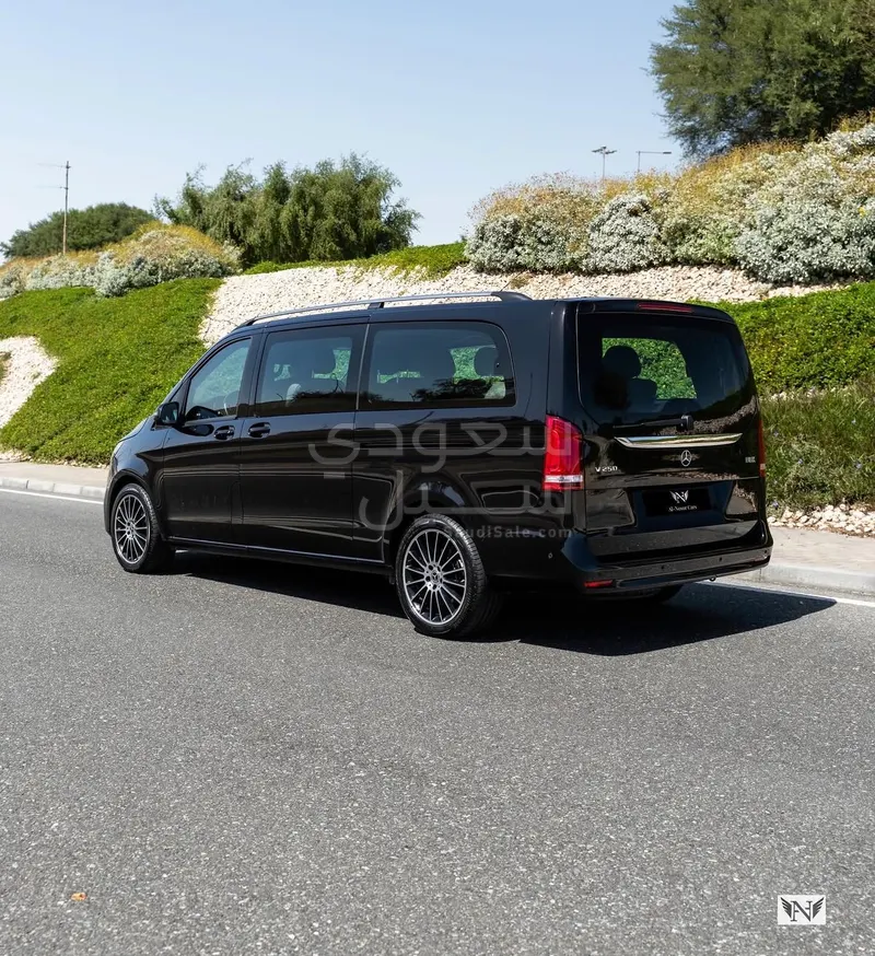 2022 مرسيدس - بنز في 250