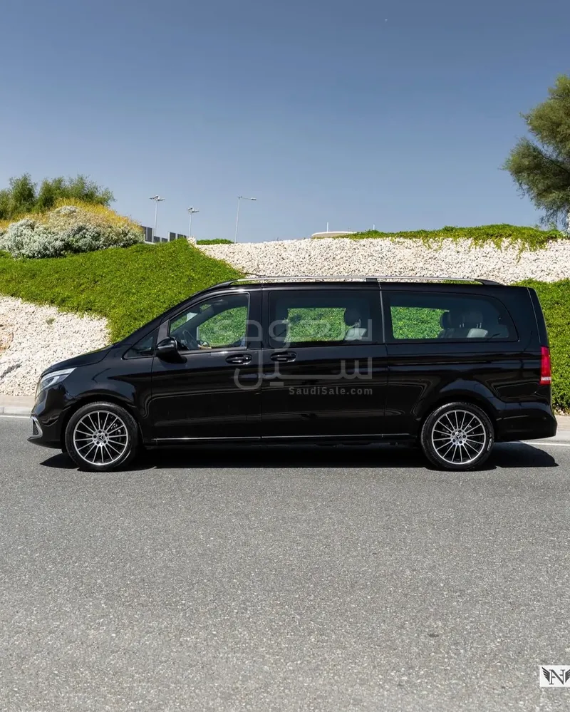 2022 مرسيدس - بنز في 250