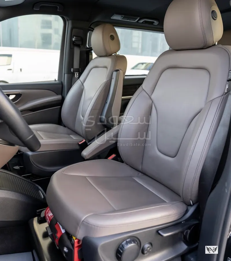 2022 مرسيدس - بنز في 250