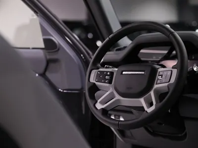 2026 لاند روفر ديفيندر اس اي