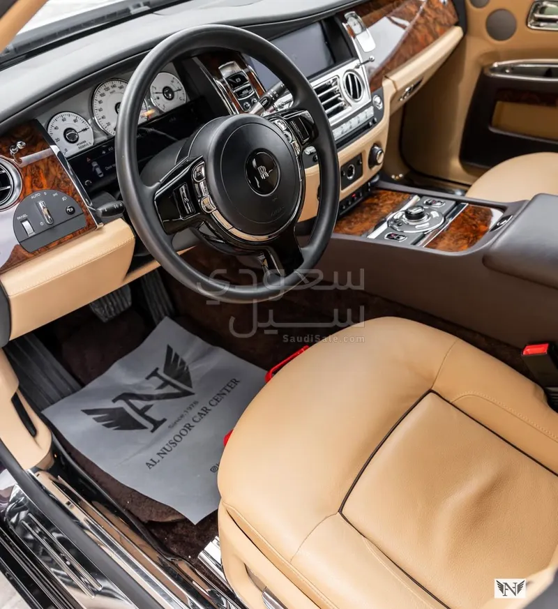 2011 رولز رويس قوست