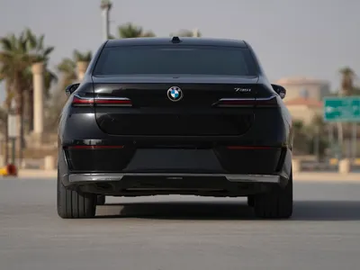 2024 بي ام دبليو الفئة السابعة 735 إل أي