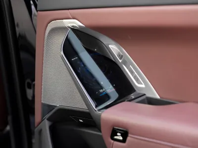 2024 بي ام دبليو الفئة السابعة 735 إل أي