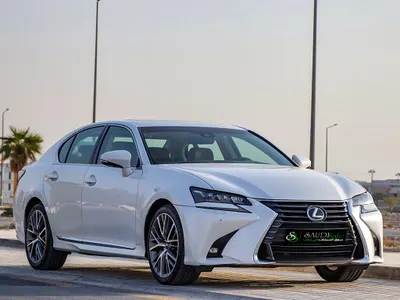 2016 لكزس جي إس 200 تي