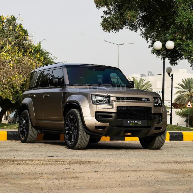 2025 لاند روفر ديفيندر اوكتا