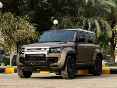 2025 لاند روفر ديفيندر اوكتا