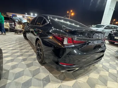 2025 لكزس إي إس 350 اف سبورت