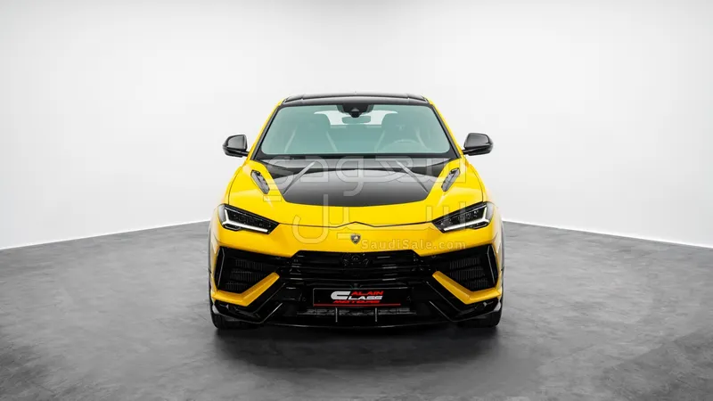 2023 لمبرجيني اوروس بيرفورمانتي