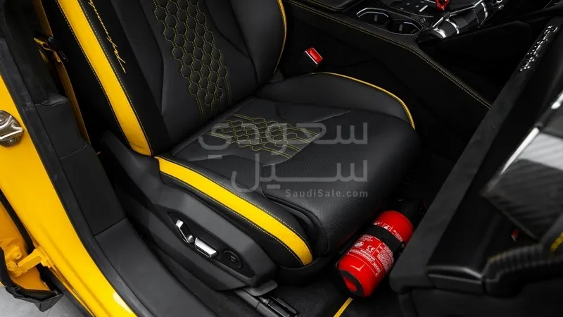 2023 لمبرجيني اوروس بيرفورمانتي