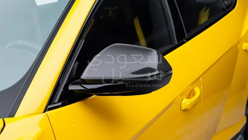 2023 لمبرجيني اوروس بيرفورمانتي