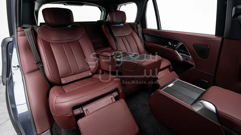 2025 لاند روفر رينج روفر اوتوبيوغرافي ال