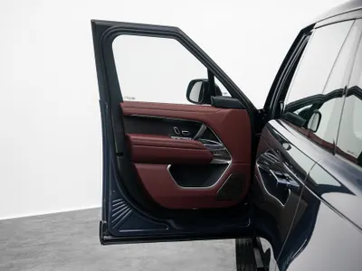 2025 لاند روفر رينج روفر اوتوبيوغرافي ال