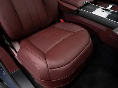 2025 لاند روفر رينج روفر اوتوبيوغرافي ال