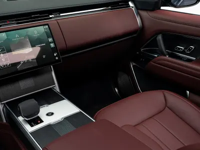 2025 لاند روفر رينج روفر اوتوبيوغرافي ال