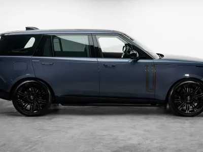 2025 لاند روفر رينج روفر اوتوبيوغرافي ال