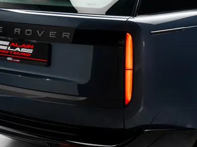 2025 لاند روفر رينج روفر اوتوبيوغرافي ال