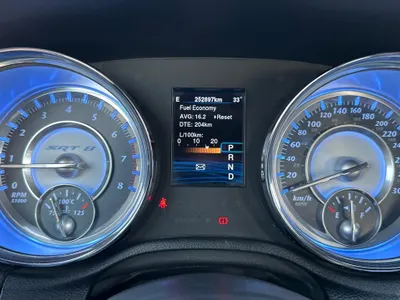 2013 كرايسلر 300 اس ار تي 8