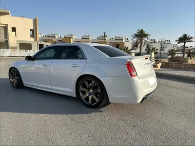 2013 كرايسلر 300 اس ار تي 8