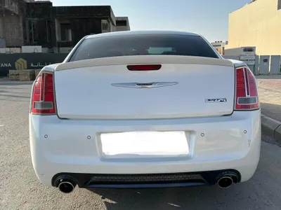 2013 كرايسلر 300 اس ار تي 8