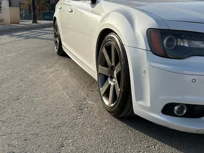 2013 كرايسلر 300 اس ار تي 8