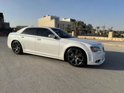 2013 كرايسلر 300 اس ار تي 8