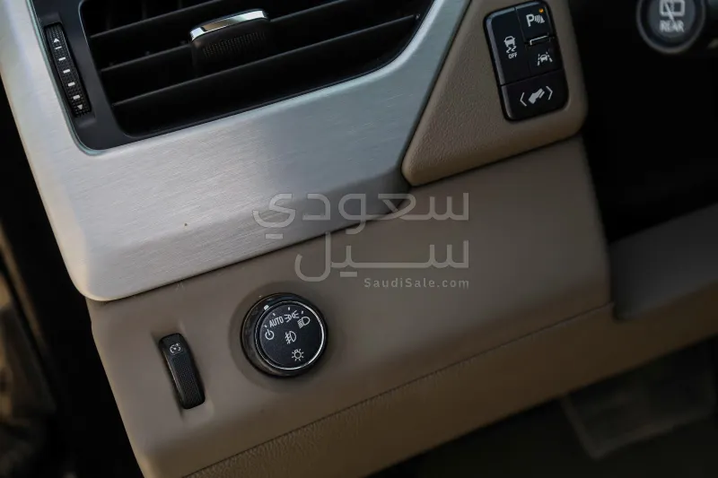 2019 جي ام سي يوكون اس ال اي