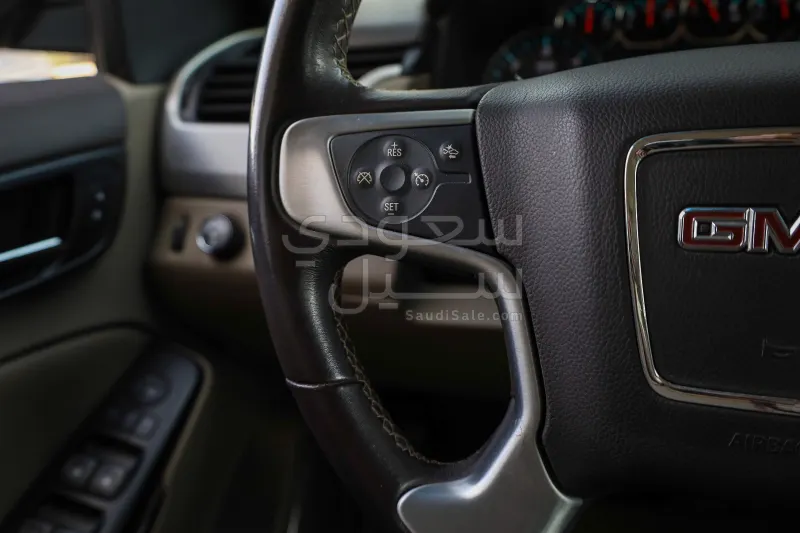 2019 جي ام سي يوكون اس ال اي