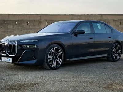 2026 بي ام دبليو الفئة السابعة 735 إل أي