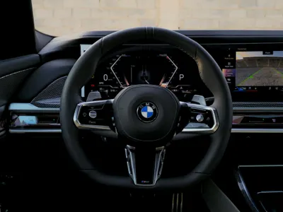 2026 بي ام دبليو الفئة السابعة 735 إل أي