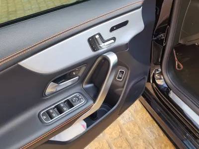 2020 مرسيدس - بنز سي إل أي 200 الاصدار الاول