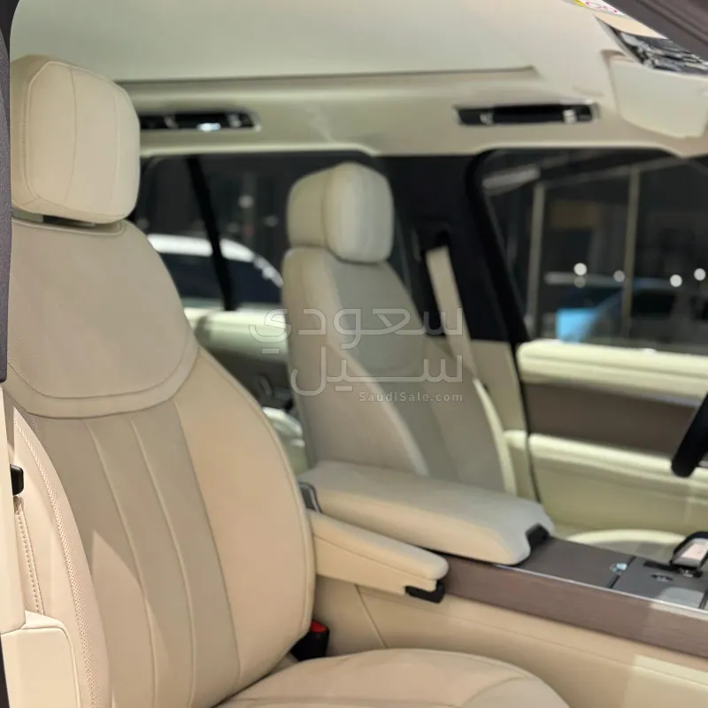 2025 لاند روفر رينج روفر اتش اس اي