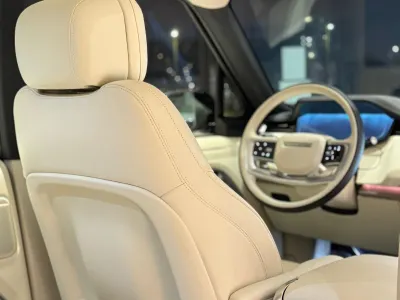 2025 لاند روفر رينج روفر اتش اس اي