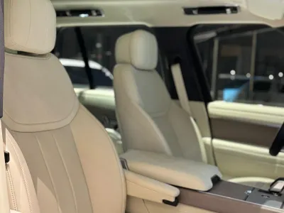 2025 لاند روفر رينج روفر اتش اس اي