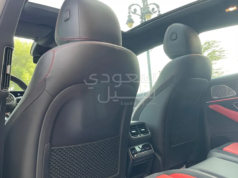 2024 مرسيدس - بنز جي إل إي 53 أي إم جي