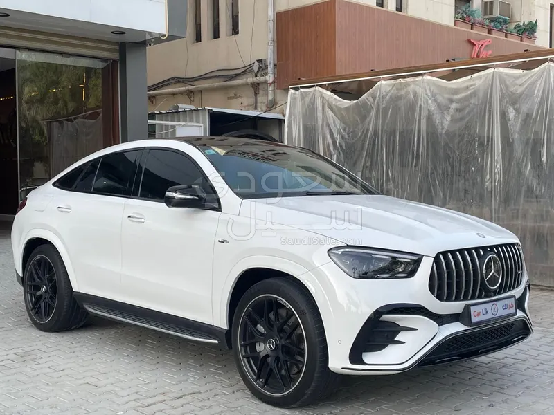 2024 مرسيدس - بنز جي إل إي 53 أي إم جي