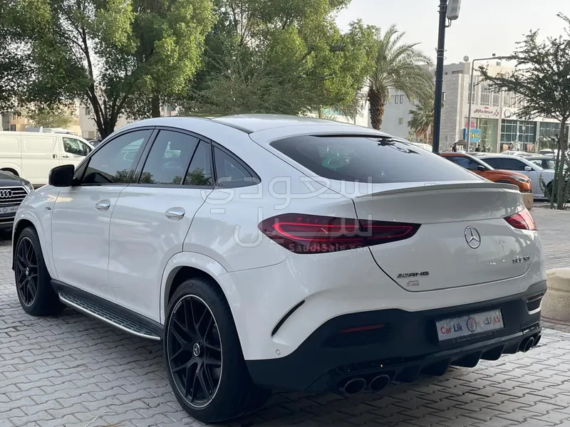 2024 مرسيدس - بنز جي إل إي 53 أي إم جي