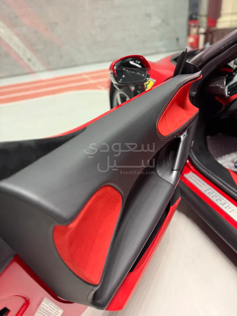 2023 فيراري اس اف 90 سبايدر