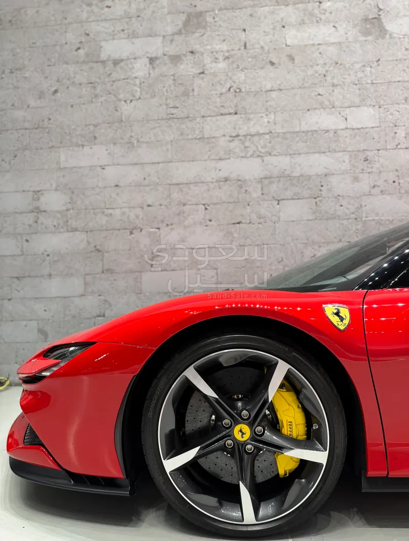 2023 فيراري اس اف 90 سبايدر