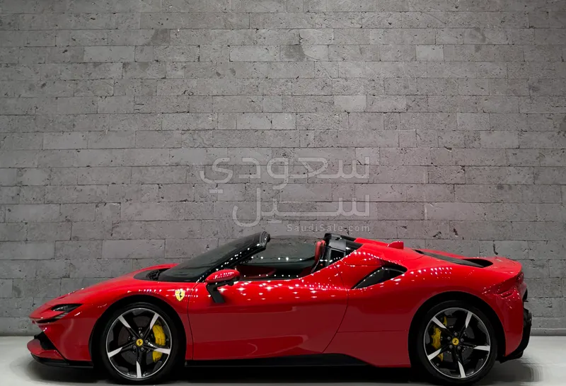 2023 فيراري اس اف 90 سبايدر