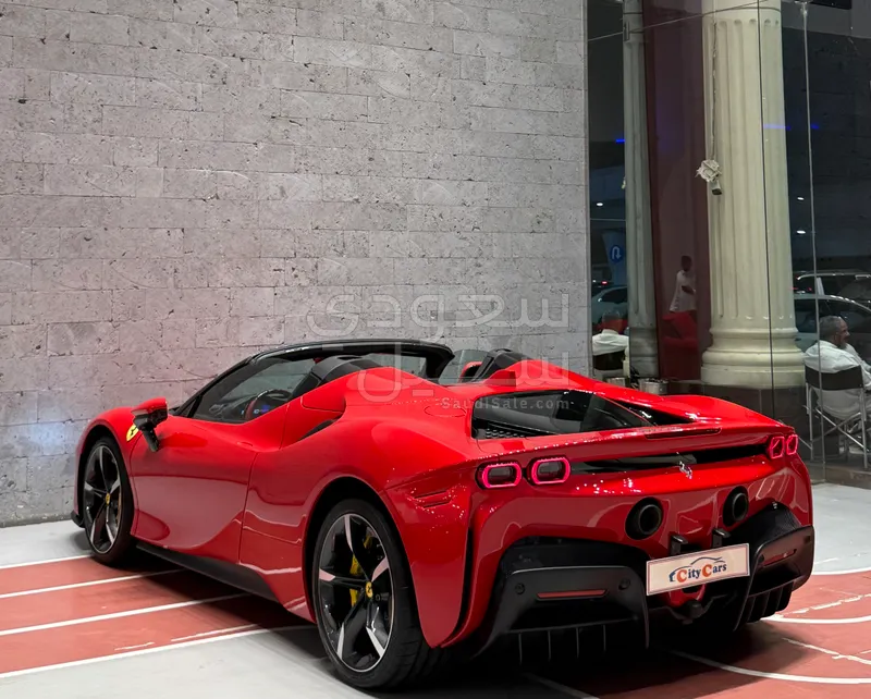 2023 فيراري اس اف 90 سبايدر